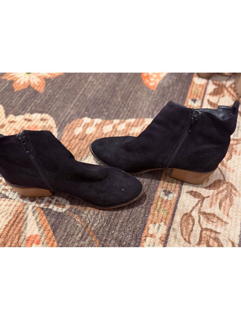 Steve Madden Black Suede Ankle Booties – Stacked Heel – Size 8.5